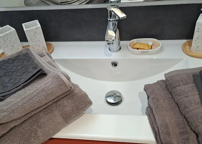 Les Escales De Marion Frühstückspension Le Val-Saint-Père