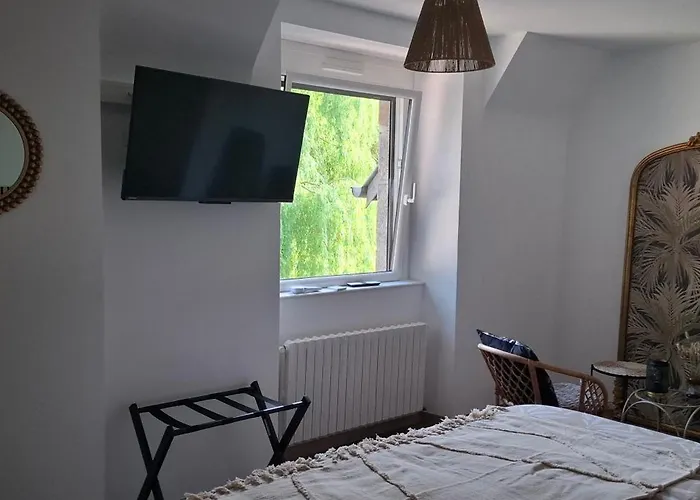 Frühstückspension Les Escales De Marion 3*